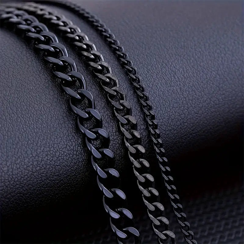 Minimalistiska kaklarota ar kubiešu ķēdi vīriešiem