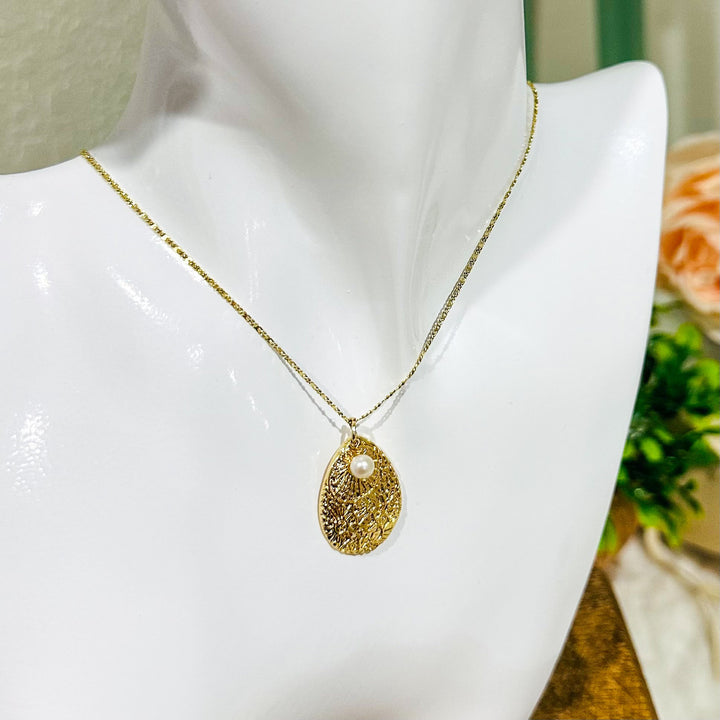 Lietus pilienu formas pērļu kaklarota