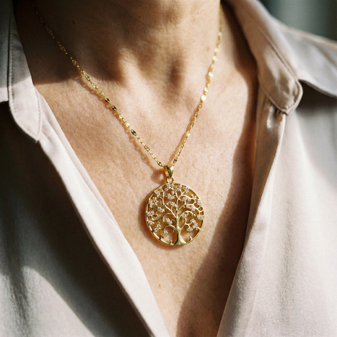 Zelta Dzīves Sakņu Kaklarota