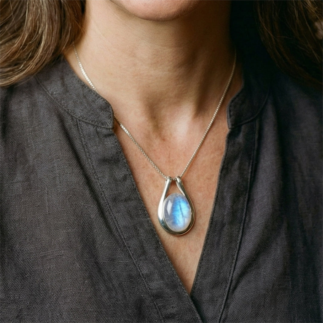 Vintage Balto Opālu Kaklarota