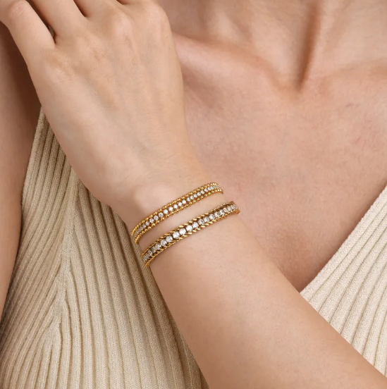 Nerūsējošā tērauda rokassprādze ar cirkoniem