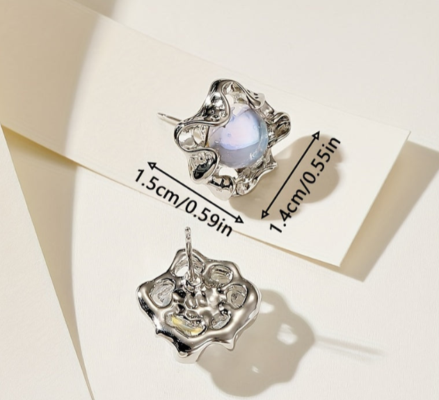 Pilna Mēness Auskari