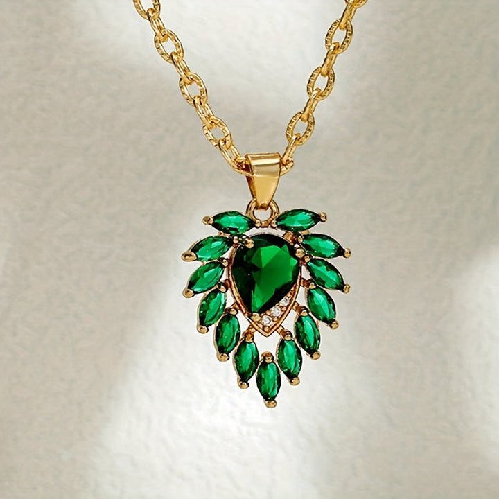 Matilde Kaklarota Smaragdā Sirds