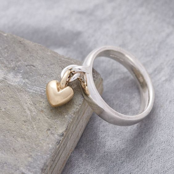 Anel Vintage Sudraba ar Sirds Kulonu